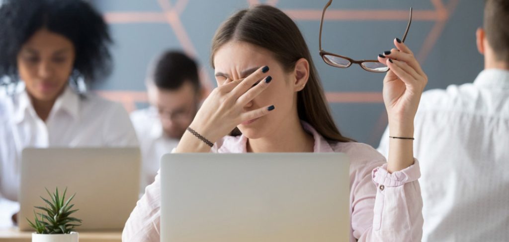 How To Fix Dry Eyes In The Morning